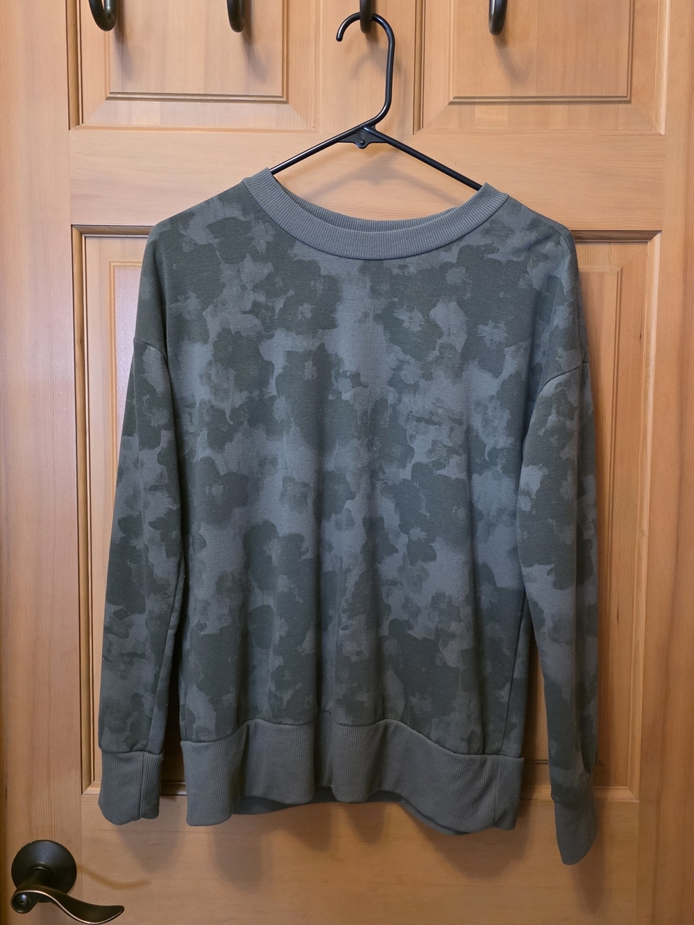 Men's Green Camouflage Crewneck Sweater